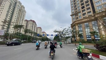 BÁN TÒA  PHÒNG 7 TẦNG + 1 HẦM – MẶT PHỐ VÕ CHÍ CÔNG – TÂY HỒ – HÀ NỘI 
