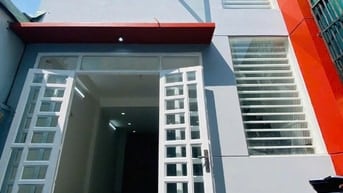 BÁN NHÀ SHR 1 TRỆT 1 LẦU ngang 5 CHỈ 3TY3 580TR 