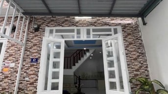 Nhà 1trệt 1lầu cách 3 Mỹ Hạnh 500m, nhận nhà ở ngay với giá 400triệu