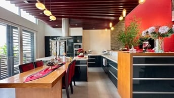 Cho thuê Biêt thự Cộng Hoà, P.4, Q. TB. 8x20m. Hầm 4L. Giá 75tr