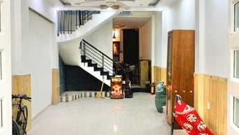 Nhà 4x16 2 lầu 4 phòng full nội thất, Đường Nguyễn Sơn. LH 0779561865.