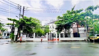 ❇️❇️❇️ Cho Thuê Biệt Thự GÓC 2MT: 01 Trần Văn Sắc - Quận 2 - 20x26m