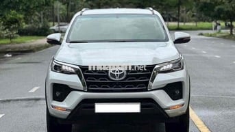 Toyota Fortuner máy xăng 2.7 AT 4x2 2024 - 6000 km