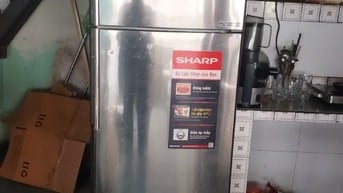 BÁN GẤP TỦ LẠNH SHARP INVERTER SJ - X316E 316L 2 CỬA MỚI 90 DÙNG TỐT