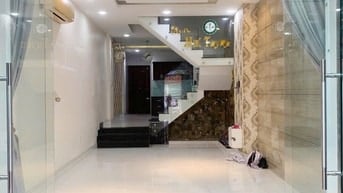Cho Thuê Nhà Mặt Tiền Khu Tên Lửa, 14 triệu