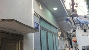 Bán Nhà Hẻm 3m: Bùi Thế Mỹ P.10 Q.Tân Bình - dt:18m2 trệt 2 lầu ST