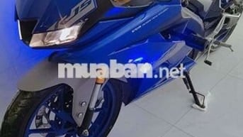 R15V3 CHÍNH CHỦ 2600 KM MỚI CỨNG