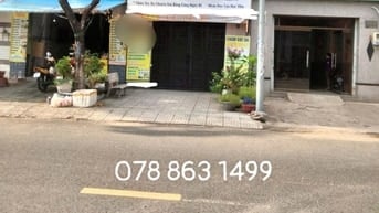 CHÚ TRÍ BÁN NHÀ 1 TRỆT 1 LẦU KINH DOANH LÀM ĐẸP CHỢ BÌNH CHÁNH 620TR