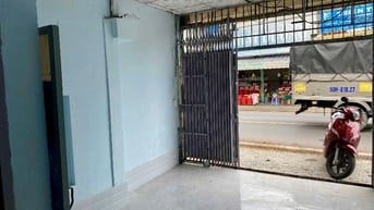 Cho thuê nhà mặt tiền nguyên căn 