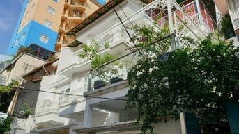 Bán Villa 3 MT hẻm 6m- 31x22 CN 610m2- Gía chỉ 65 tỷ- 0335268689