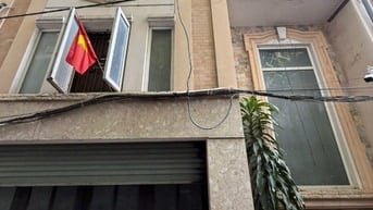 Chỉ với 23 tỉ có ngay căn nhà ngang hơn 7m 10m 4 lầu ngay Võ Văn Tần