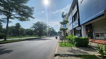 Chính chủ cần bán nhà mặt tiền Nguyễn Văn Linh , Phú Mỹ Hưng, Quận 7, 