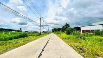 ĐẤT PHƯỚC THẠNH HƠN 2000m2 TC MT ĐƯỜNG BÊ TÔNG CHỈ 1tỷ300 