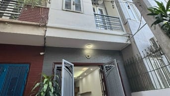 Cho thuê nhà Hồng Tiến - Ngọc Thuỵ - Nguyên Căn - 33m2*5Tầng - Ô tô - 