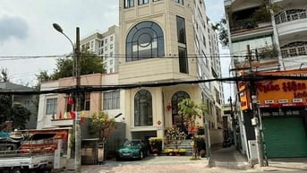 Bán tòa nhà 2 mặt tiền Lê Quang Định quận Gò Vấp (8x23m) hầm 8 tầng