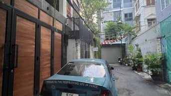 NHÀ SIÊU ĐẸP LÊ VĂN SỸ QUẬN 3 – GIÁP QUẬN 1 – HẺM Ô TÔ – 5 TẦNG MỚI 