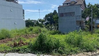 Cần bán gấp lô đất 10x22m, 300tr, sổ sẵn ở Chơn Thành, Bình Phước