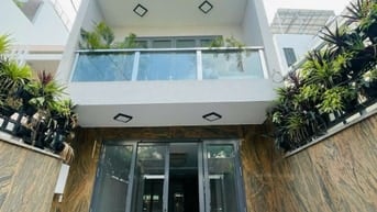 Cho thuê nhà mặt tiền đường Nguyễn Minh Hoàng, P12, quận Tân Bìn