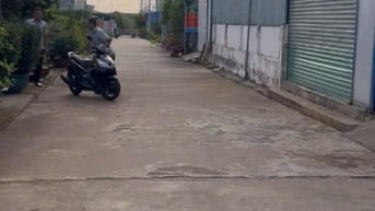 Chính chủ Bán lô đất full thổ cư đối diện UBND xã Long An, Long Thành