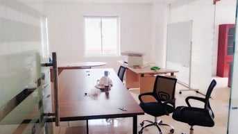 Cho thuê sàn văn phòng mặt phố số 6 Phạm Tuấn Tài, 120m 16tr/th có tha
