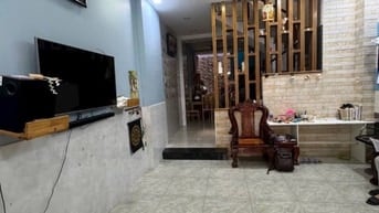 NHÀ MẶT TIỀN KHU TÊN LỬA CẦN BÁN GẤP ĐI ĐỊNH CƯ 4.5x15m 3TẤM 7.9TỶ TL