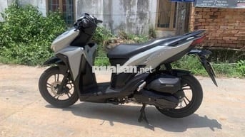 xe hầu như không đi  nên còn rất mới