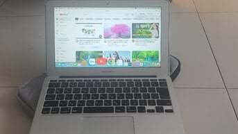 Macbook ari 2018 máy đẹp 80 90%