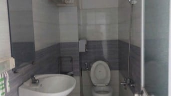 Bân nhà gần trường học lê Tấn Bê gần tên lửa gần bến xe miền tây. Gần 