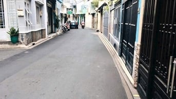 Hiếm, đường 7m Phú Nhuận 4 Tầng 50m2( 4.8 x 11 ) giá rẻ bao đầu tư 