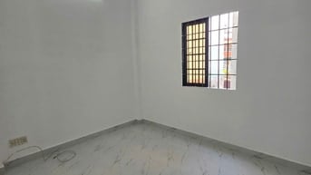 **BÁN NHÀ NGUYỄN QUÝ YÊM – HẺM 8M XE TẢI, TIỆN NGHI ĐẦY ĐỦ!**    🏠 **