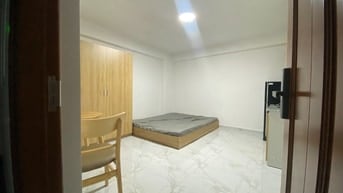 Phòng full nội thất, gần Emart Phan Huy Ích giao thông thuận tiện 