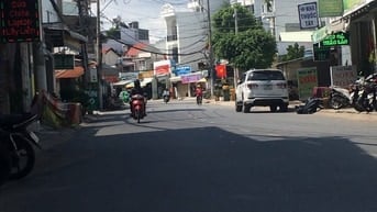 CHO THUÊ NHÀ 2 TÀNG DT 90m MT NGUYỄN TƯ NGHIÊM