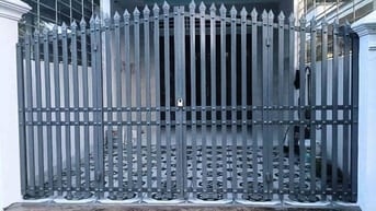 Cần tiền bán gấp căn nhà Đ.Lê Thị Sắc, củ chi 120m2 SHR. Giá 780tr