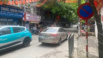 Bán nhà tập thể tầng 1 mặt ngõ 9 khu tập thể Thành Công, quận Ba Đình