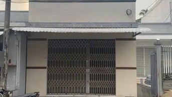 Kẹt tiền bán gấp nhà Đ.Nguyễn Thị Hé, Củ Chi dt 120m2 SHR. Giá 785tr