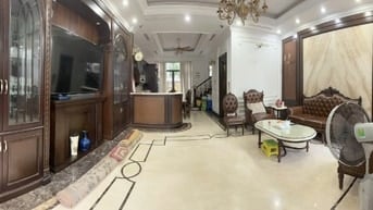 Cho thuê nhà liền kề Tuylip 04-86 khu Vinhomes reverside 2, Long Biên