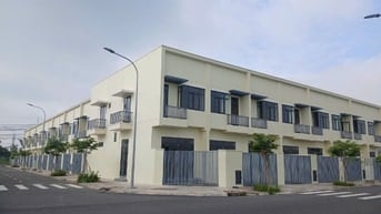 Nhà thật - Sổ sẵn - Nhận ngay nhà - Trong KCN Phước Đông 