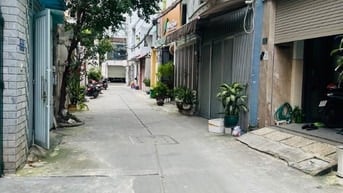 Bán nhà 5 tầng 30m² (3x10), hẻm xe hơi Phan Xích Long, full nội thất