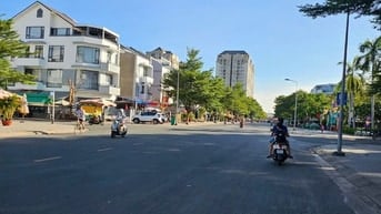 Nhà mặt tiền đường Huy Cận 30m KDC Gia Hòa.