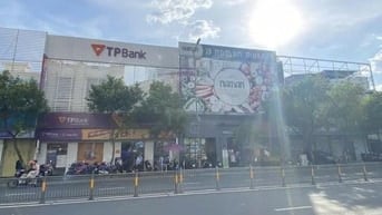 Cho thuê nhà mặt tiền Nguyễn Văn Trỗi, P.1, Q.Tân Bình + DT:12.5m x15m