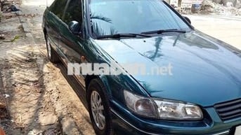 Toyota Camry 2000 GLi 2.2 - 450 km