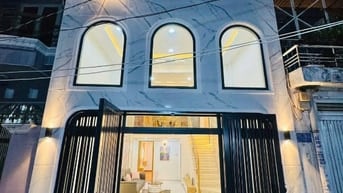 SIÊU HIẾM !! Nhà hẻm xe hơi Nhiêu Tứ, p 7, Q.Phú Nhuận, HCM 4PN, 4WC, 