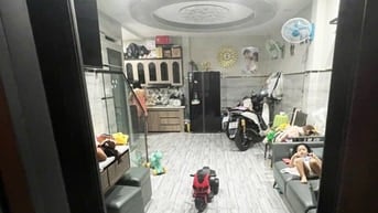 NHÀ ĐẸP 2 TẦNG HẬU GIANG TT Q6 – 49M² – NHỈNH NHẸ 4 TỶ ( TL )