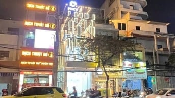 Cho Thuê Nhà MỚI XÂY GIÁ TỐT Cách mạng tháng tám Quận 3