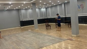 Cho thuê VP tại Phương Mai - Đống Đa 300m/sàn chỉ 12$/m trống 3 tầng 