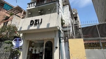 BÁN NHÀ TẠI TRUNG TÂM P.BẾN THÀNH QUẬN 1 L.T. RIÊNG