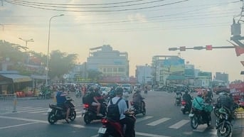 Bán lô đất 3 mặt tiền Nguyễn Xí, Bình Thạnh: 20 x 55, giá 225 tỷ