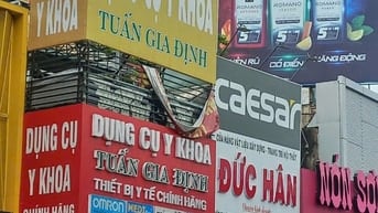 Bán nhà mặt tiền ngay vòng xoay ngã 6 Nguyễn Văn Nghi, Gò Vấp, 335m2