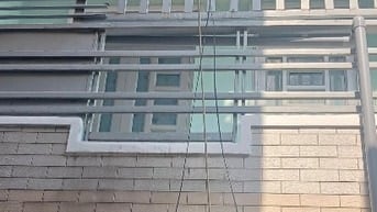 NHÀ BÁN HẺM THÔNG - NỞ HẬU - GIÁ 4.2 TỶ BỚT LỘC