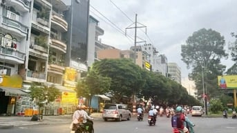 BÁN NHANH, MẶT TIỀN QUẬN 5 DT 60M2, ĐƯỜNG 20M, CÓ LỀ 6 TẦNG KINH DOANH